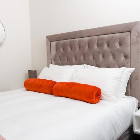 Fumo House Lifestyle Apartments 米德兰 外观 照片