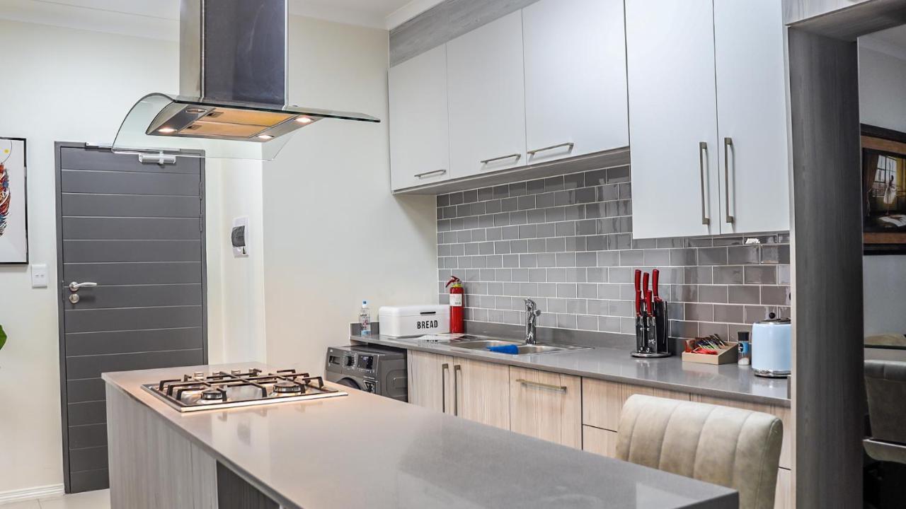 Fumo House Lifestyle Apartments 米德兰 外观 照片