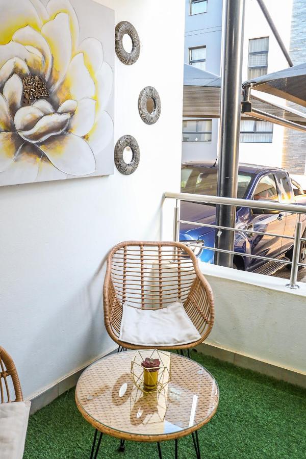 Fumo House Lifestyle Apartments 米德兰 外观 照片